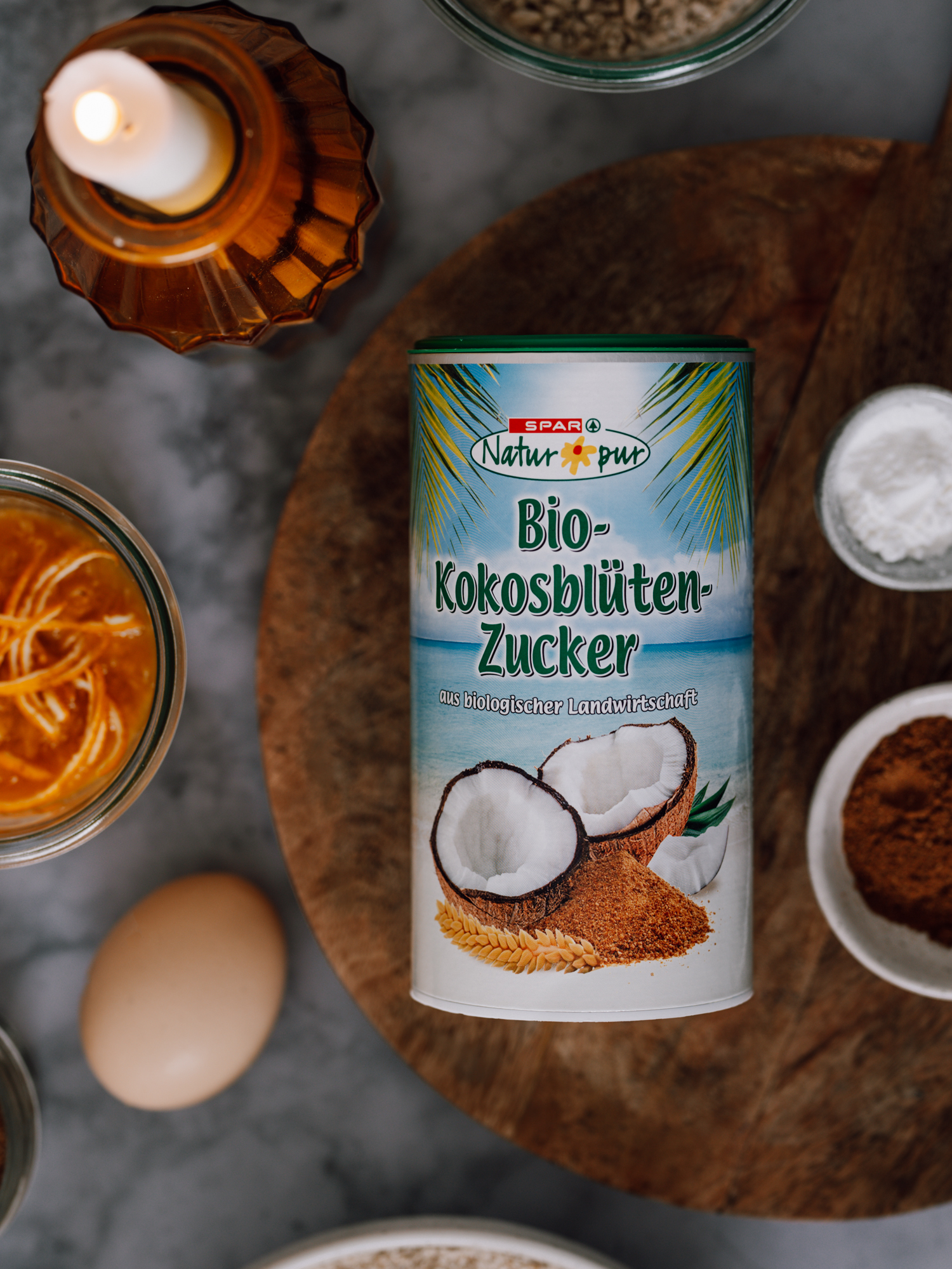 Zutaten für Lebkuchenkekse, Kokosblütenzucker von Spar Natur pur, Ei, Zimt